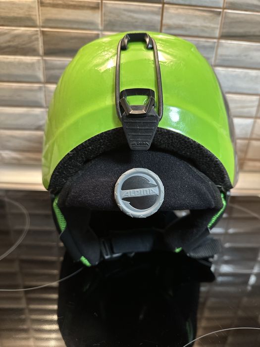 Ски каска Alpina