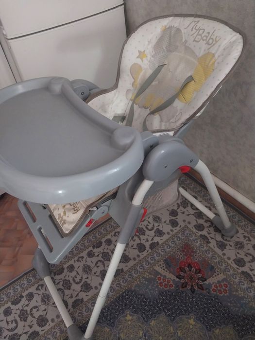 Продам стульчик для кормления