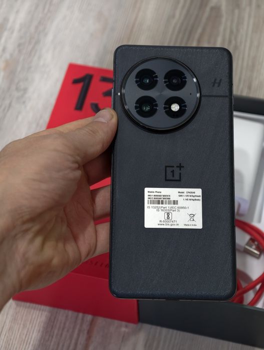 One Plus 13 512 gb Ram 16 5G