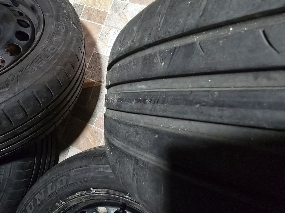 Jante tabla 16 5x112 7j et45  Cauciucuri de vara 215/60/R16 Dunlop Skoda Yeti