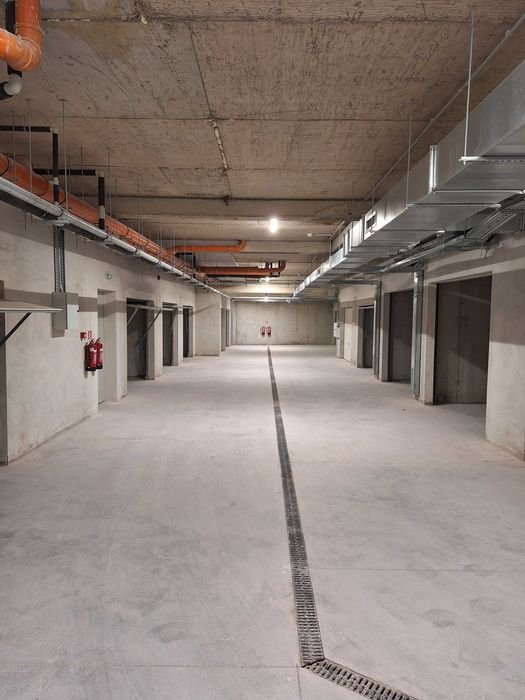 Дава се под наем Гараж / Паркомясто в София, Младост 2 - 30 кв.м за 219.3 € - Снимка #7