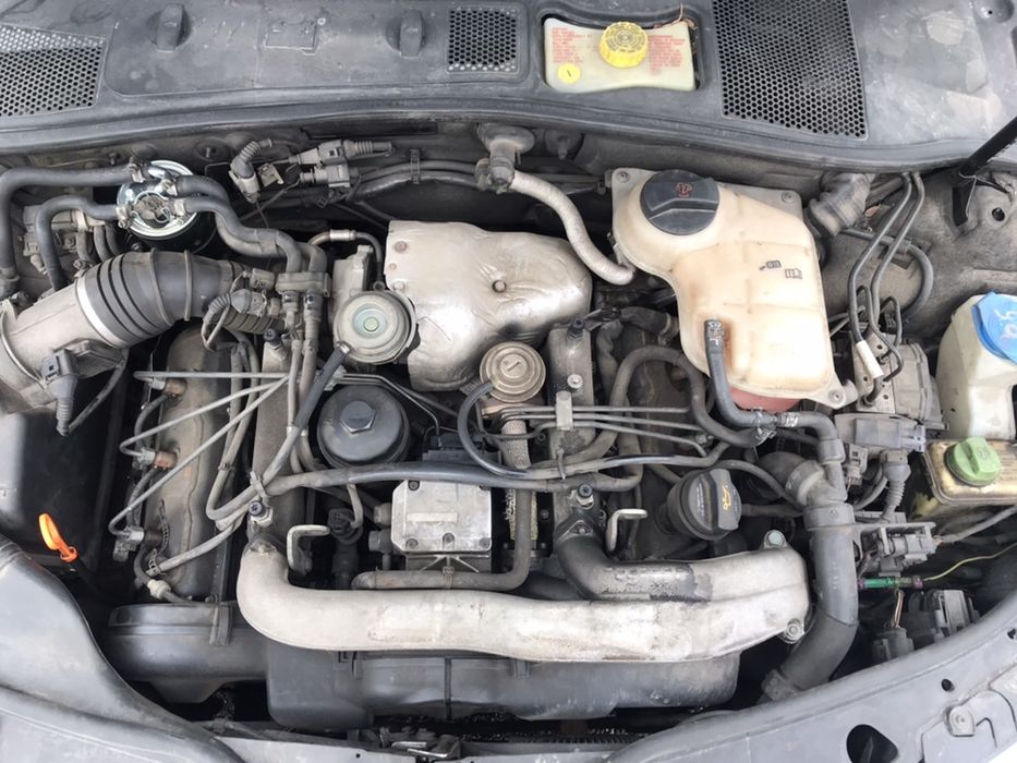 НА ЧАСТИ! VW Passat 5.5 2.5TDI, 180 кс. BAU , Фолксваген Пасат седан