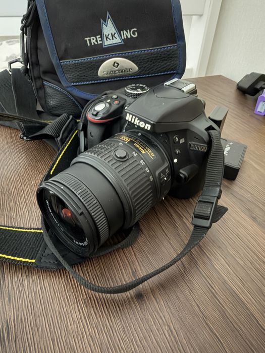 Продам проф камеру Nikon