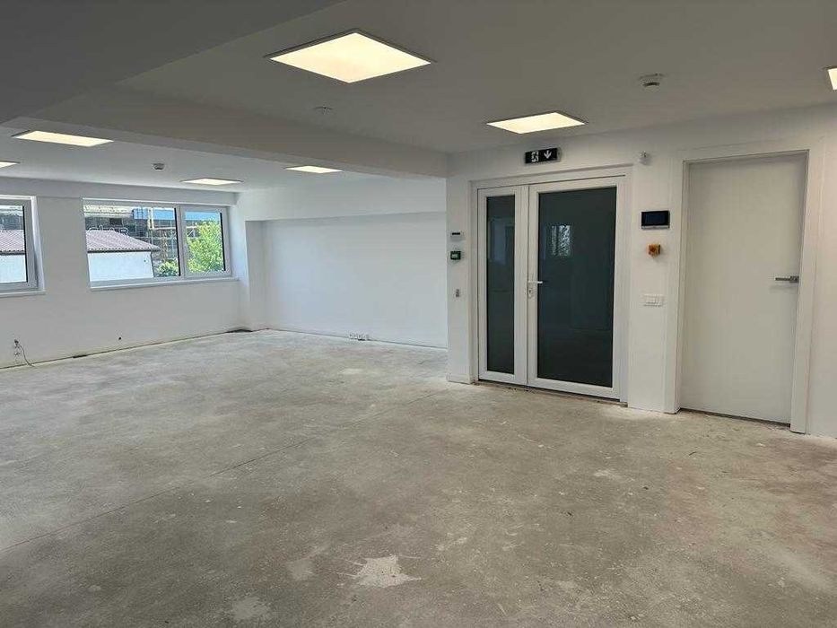 Spațiu modern - 180 mp – zonă cu POTENȚIAL de dezvoltare | 2 parcări|