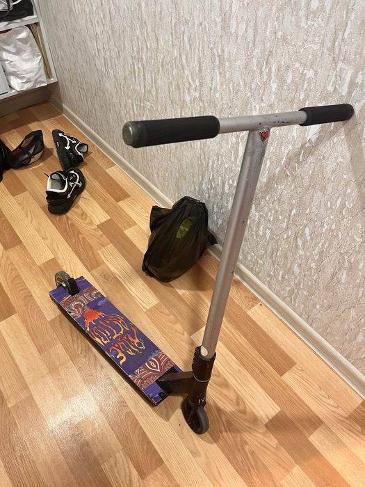 Продам трюковой самокат