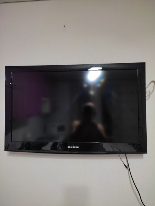 Продам телевизор Samsung, 32 диагональ. В отличном состоянии