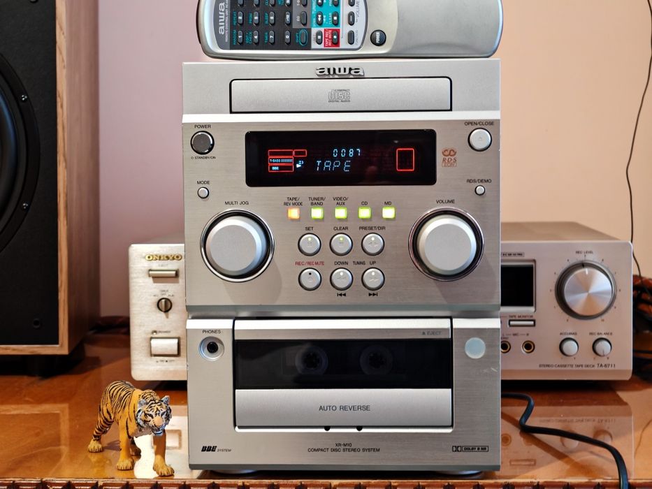 Aiwa XR-M10. Sistem audio top. Se vinde fără boxe. Preț fix !