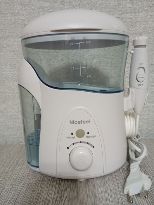 Ирригатор полости рта