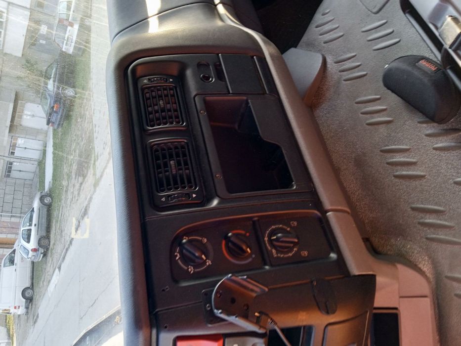 Каросерия-3 странна щора