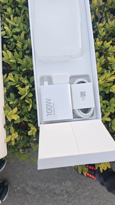 Xiaomi 17, 12/512, nou