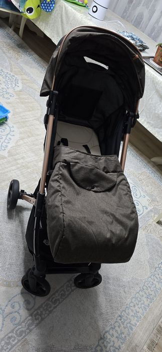 Детский коляска.