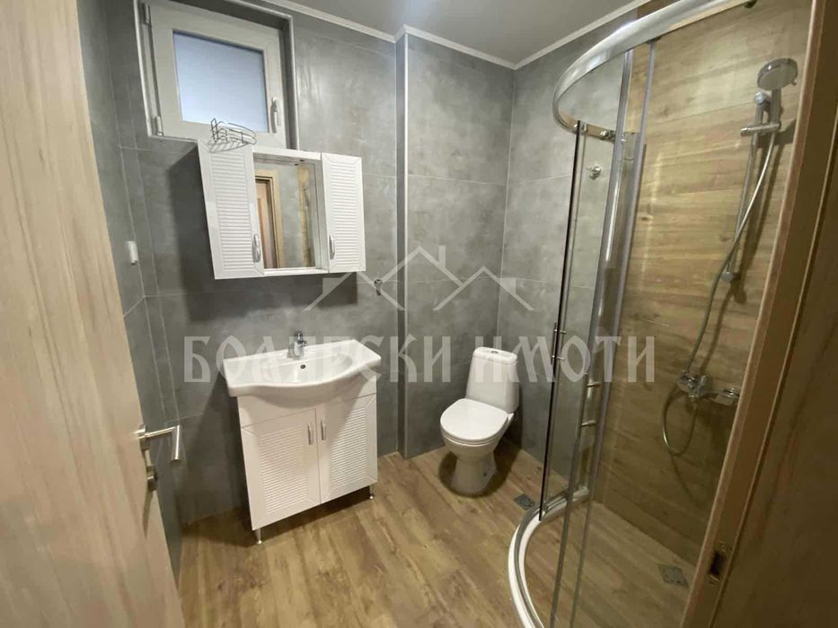 Дава се под наем Четиристаен апартамент в Велико Търново, Център - 100 кв.м за 448.8 € - Снимка #10