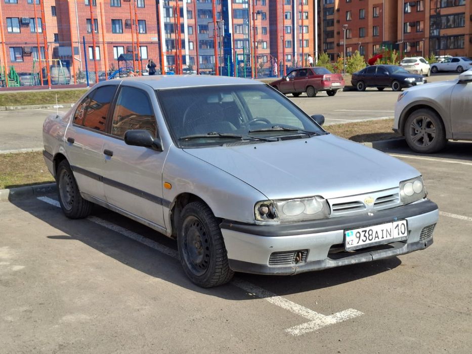 Nissan primera p10 1.6