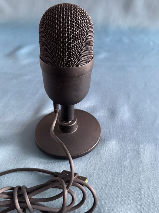 Микрофон Razer Seiren V3 Mini , Геймърски микрофон