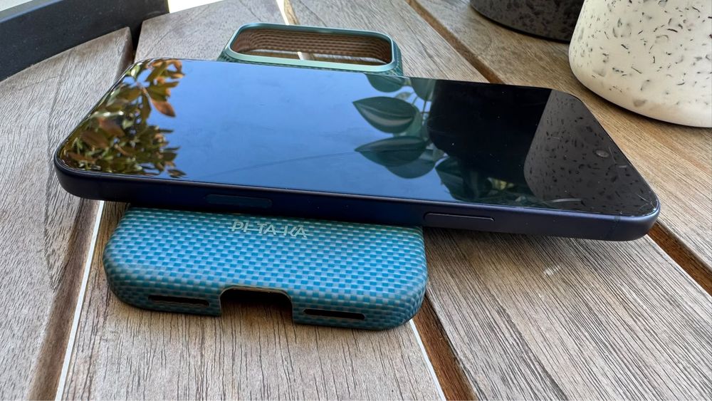 iPhone 17 Pro Max 256 GB – funcțional, display crăpat