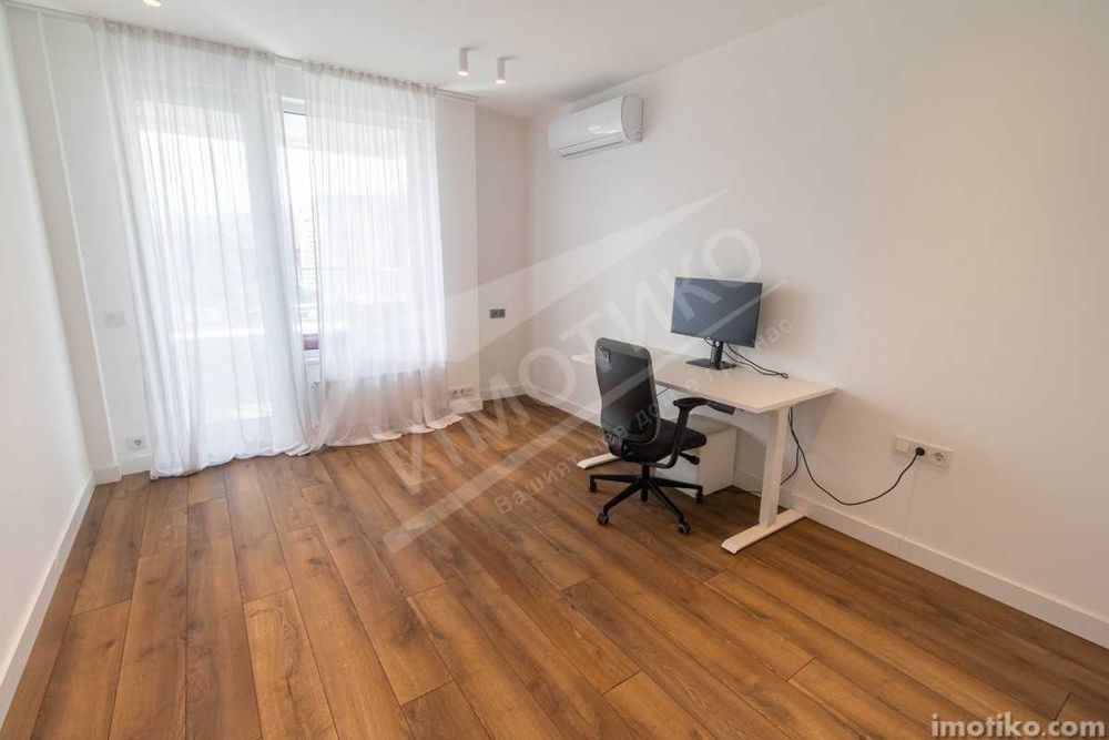 Дава се под наем Тристаен апартамент в София, Изгрев - 120 кв.м за 1000 € - Снимка #6