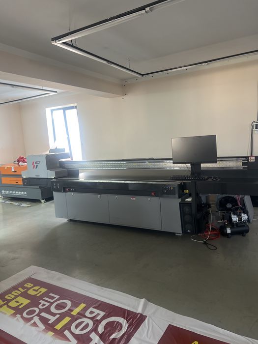 Баннер. Уф печать. Печать на оракале