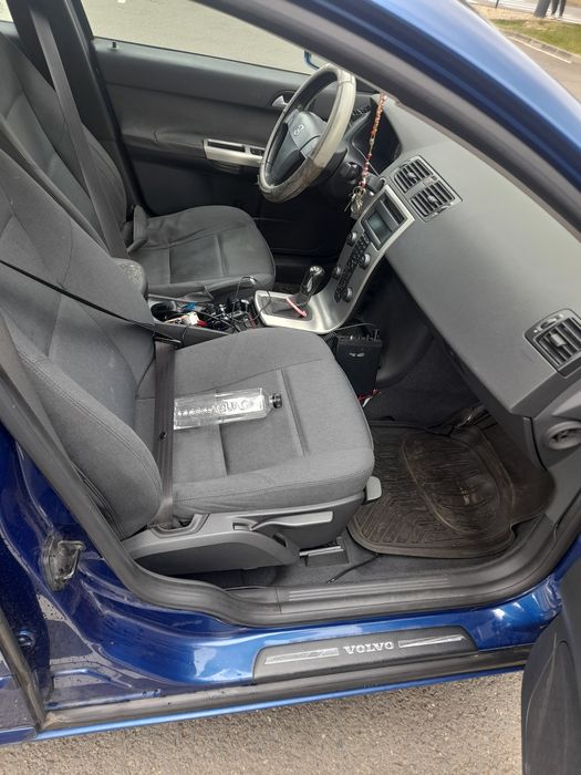 Vand Volvo s40 1.6 benzina