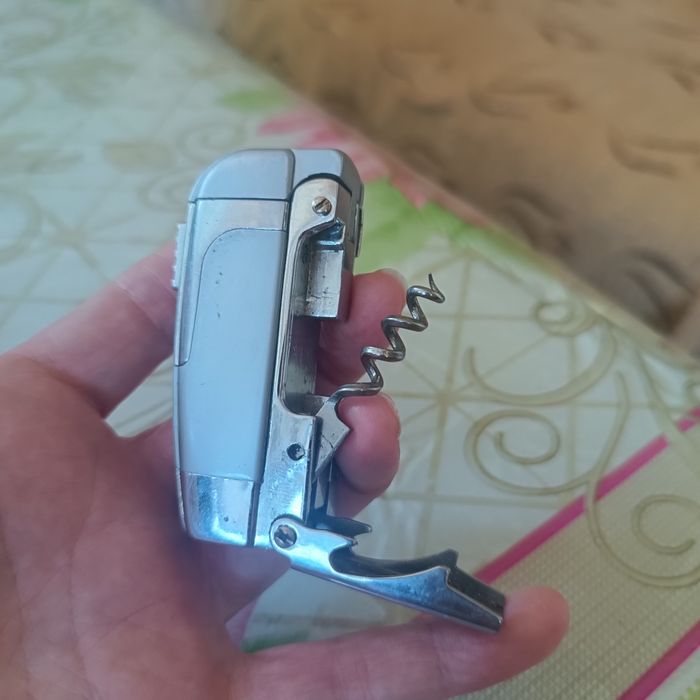 Зажигалка газовая