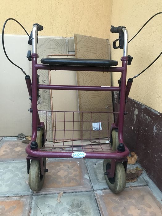 Rolator/Cadru cu roți
