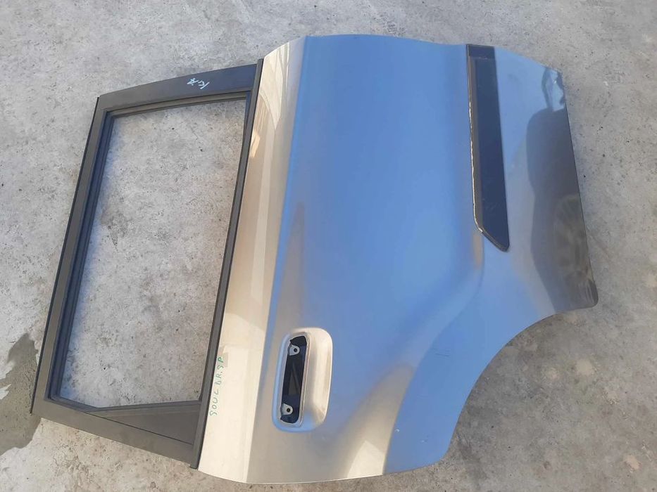 usa portiera dreapta spate kia soul  2010