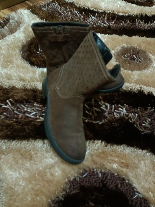 Vând Cizme Geox Piele