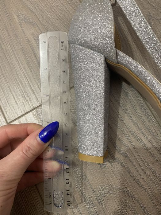 Официални обувки