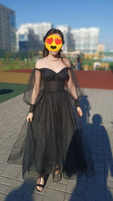 Вечернее платье, размер 42-44.