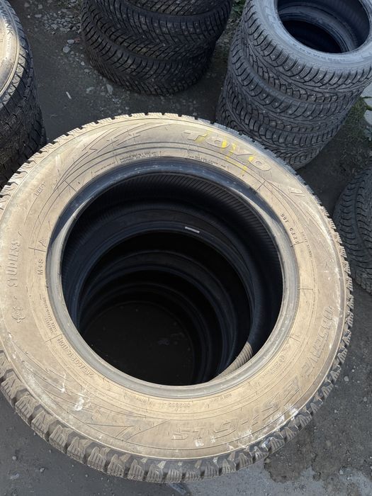 Зимние шины toyo