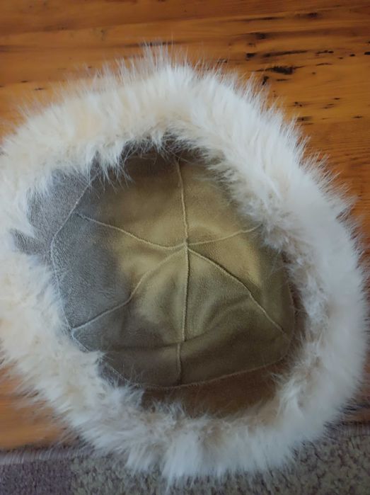 Căciulă blana artificiala dama