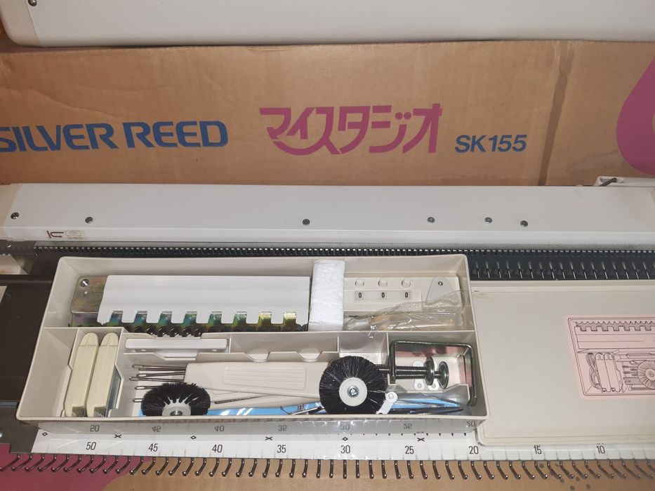 Вязальная машина Silver Reed SK155