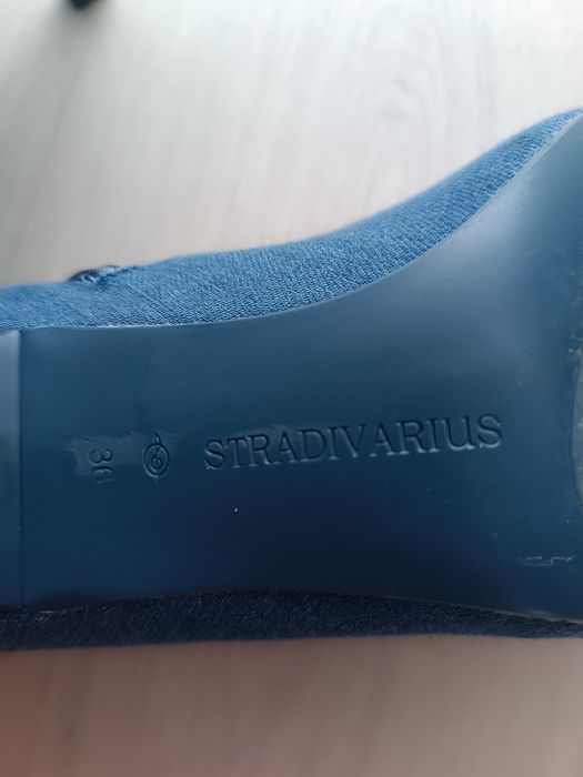 Botine stradivarius