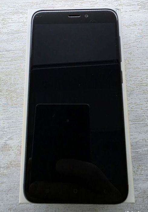 Xiaomi Redmi 4x 3/32gb телефон состояние 10 из 10