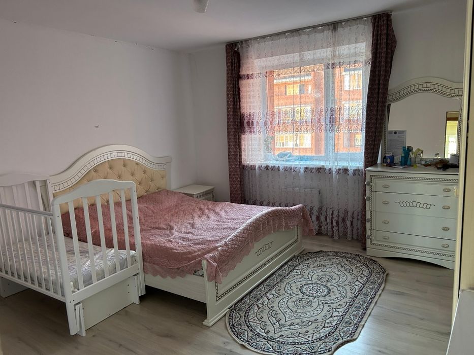 2 бөлмелі пәтер ұзақ мерзімге жалға беріледі