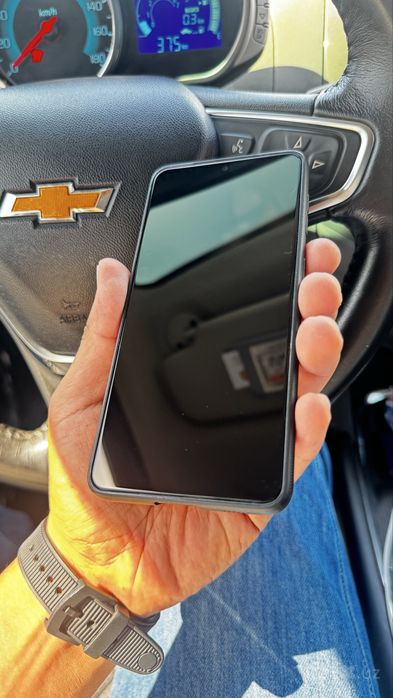S21 5G Sotiladi Vietnam versiya yahwisi