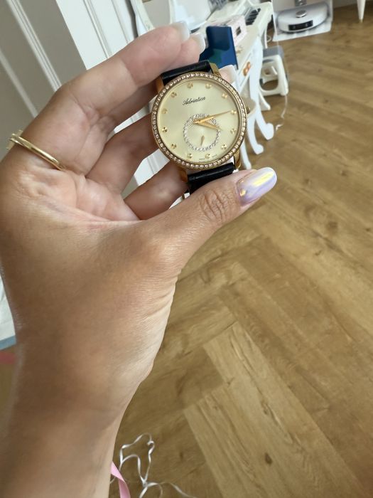 Часы Adriatica продам