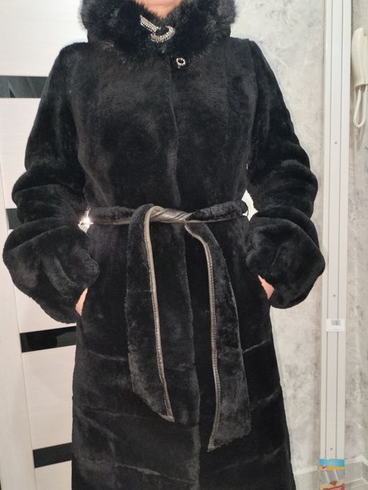 Продам шубу из мутона