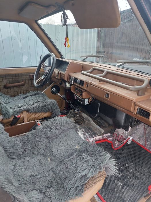 Срочно продам машину