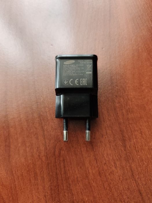Încărcător tip Samsung