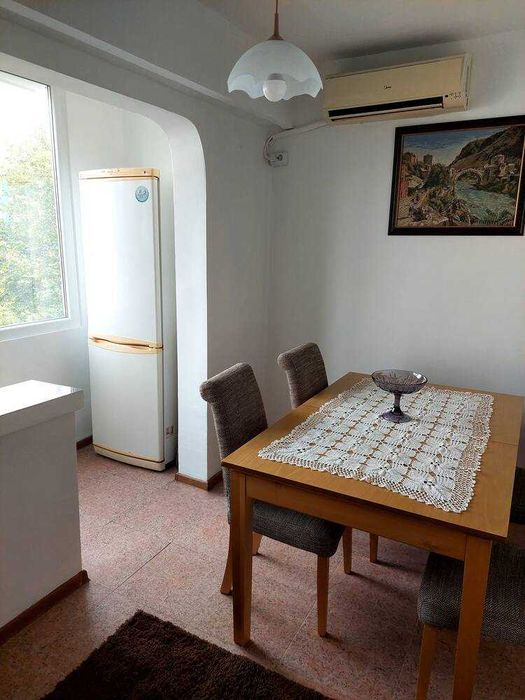 Дава се под наем Тристаен апартамент в Бургас, Зорница - 62 кв.м за 484.5 € - Снимка #2