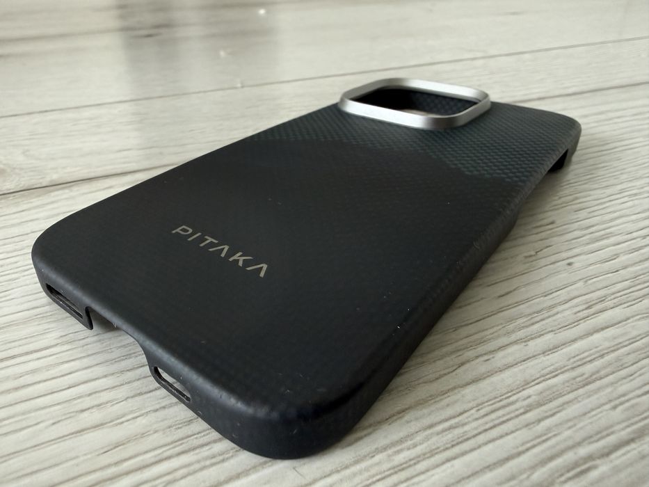 Pitaka iphone 16 pro