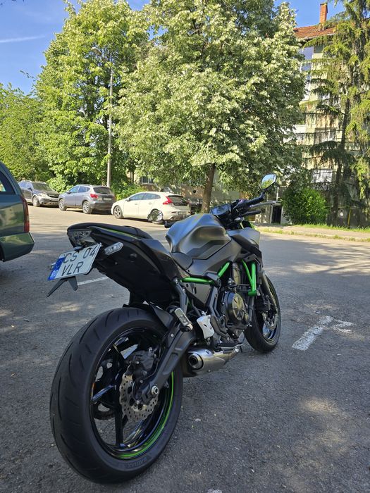 Motocicleta Kawasaki Z650 2023 A2