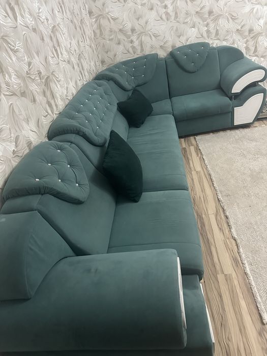 Продам диван в хорошем состоянии