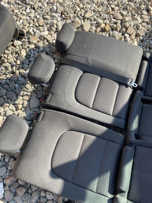 седалки от Audi Q3 8U0