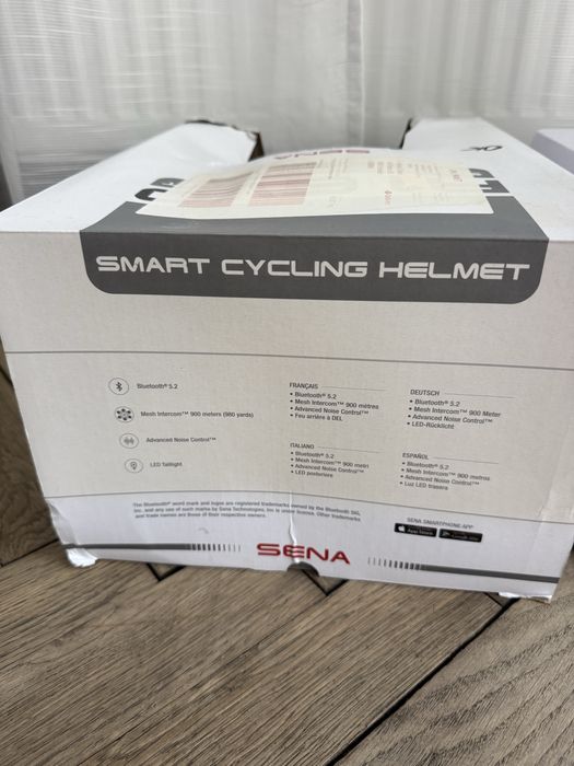 Vand 2 casti pentru biciclete Sena R1 si R1 Evo noi