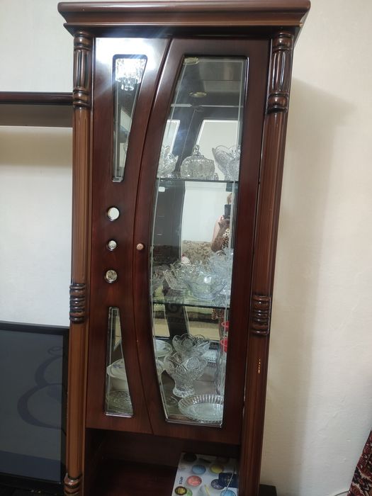 Горка ,мебель для гостинный