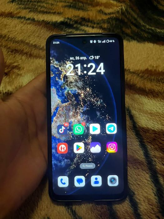 realme C65  256ГБ срочна