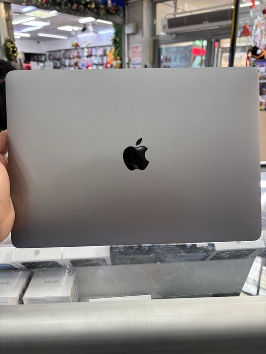 Macboock Air 13, M1