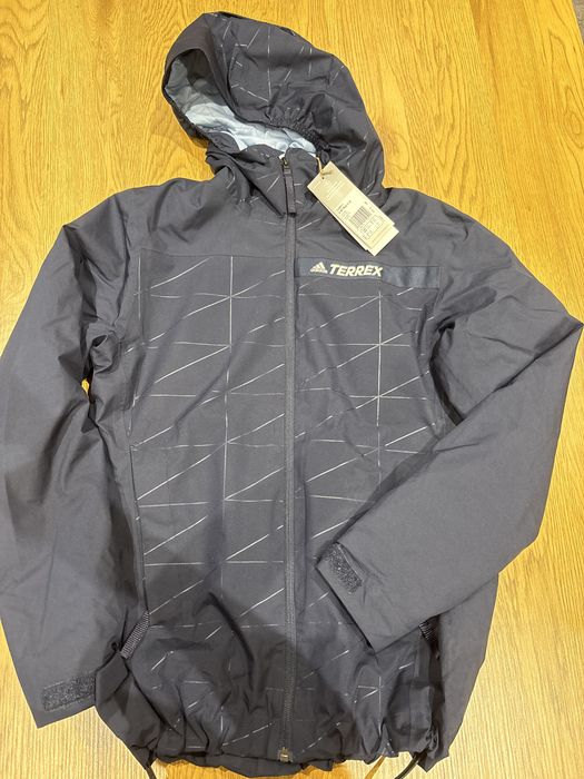 Адидас Terrex дамско яке