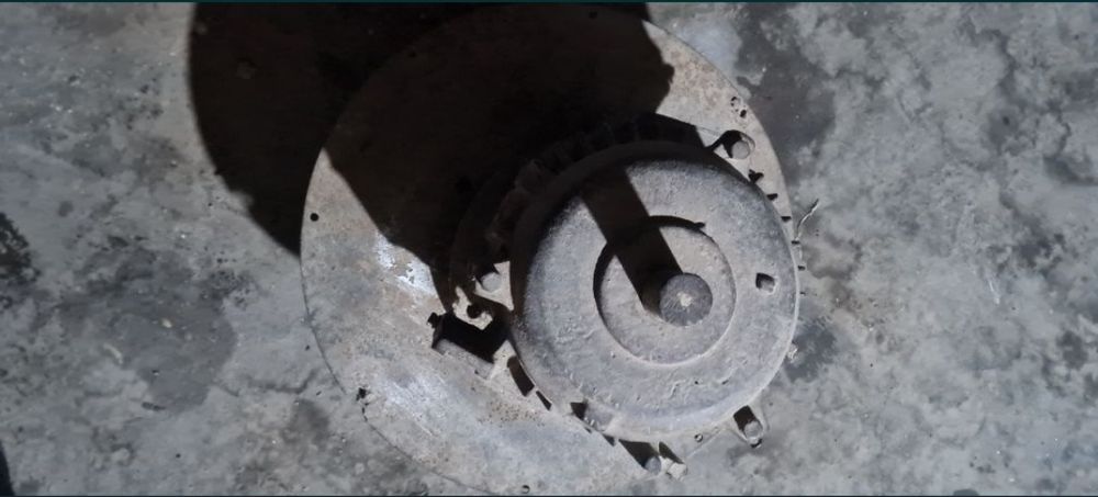 Электронной матор